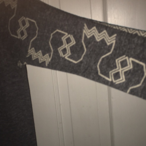 LulaRoe Randy Xs - Picture 2 of 3